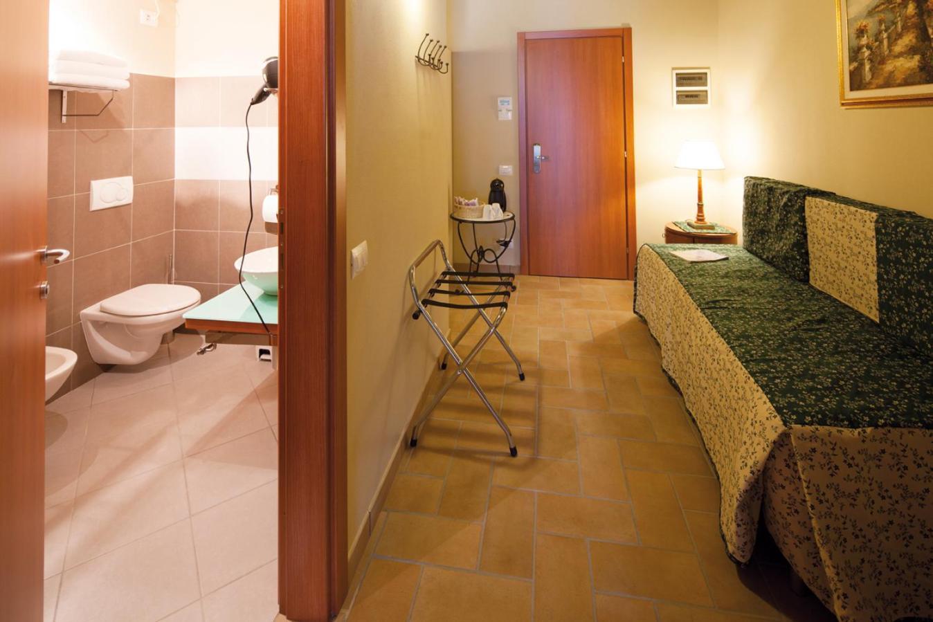 Hotel Residence Diamantina Ferrara Luaran gambar