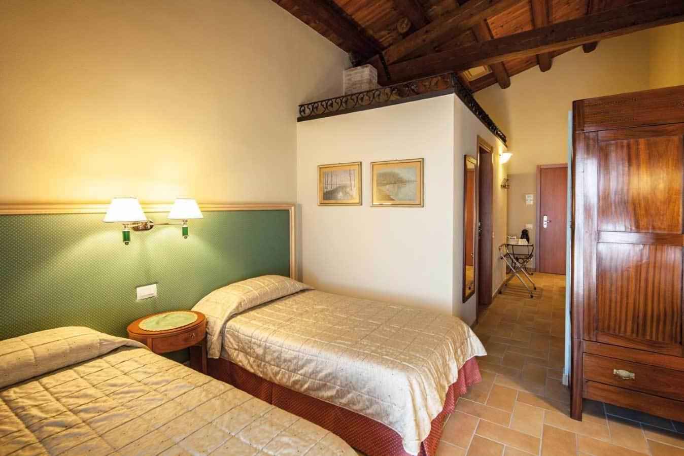 Hotel Residence Diamantina Ferrara Luaran gambar