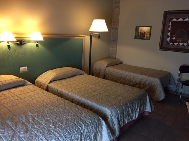 Hotel Residence Diamantina Ferrara Luaran gambar