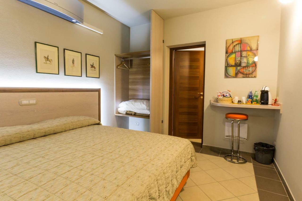 Hotel Residence Diamantina Ferrara Luaran gambar